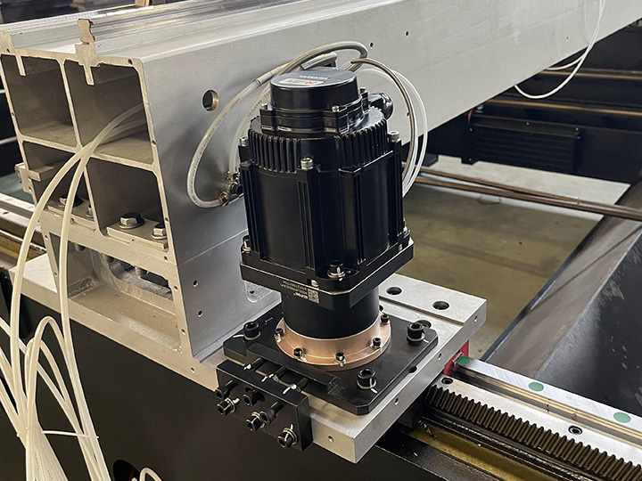 Servo motor