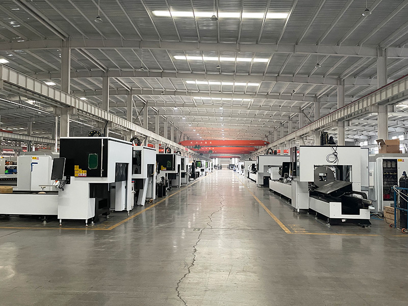 Laser tube cutting machine