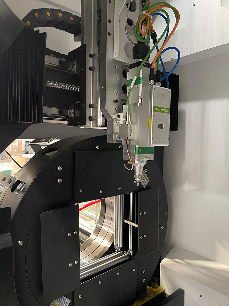 Raytools laser cutting head